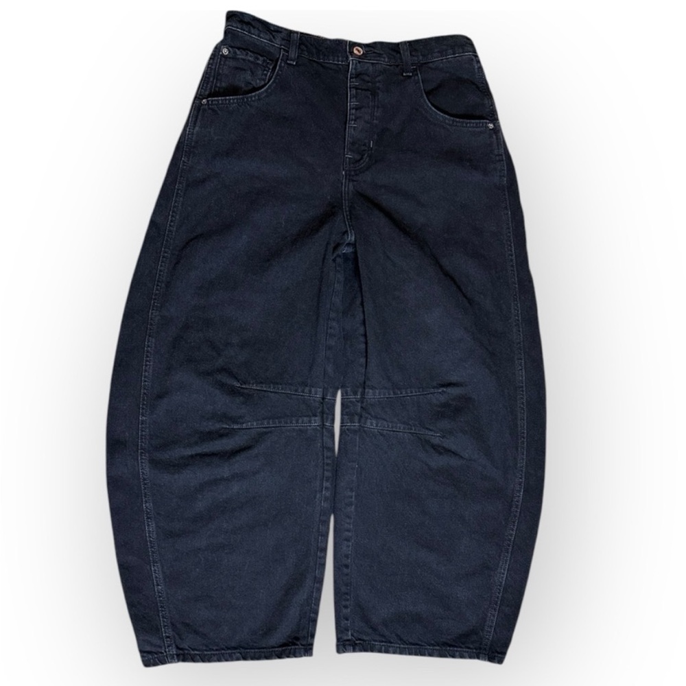 black barrel jeans